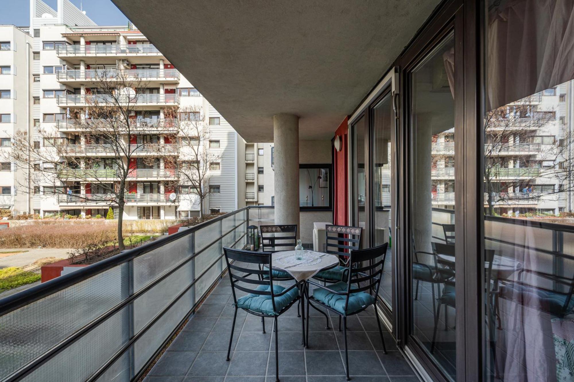 Heart And Soul Apartment Budapest Exterior photo